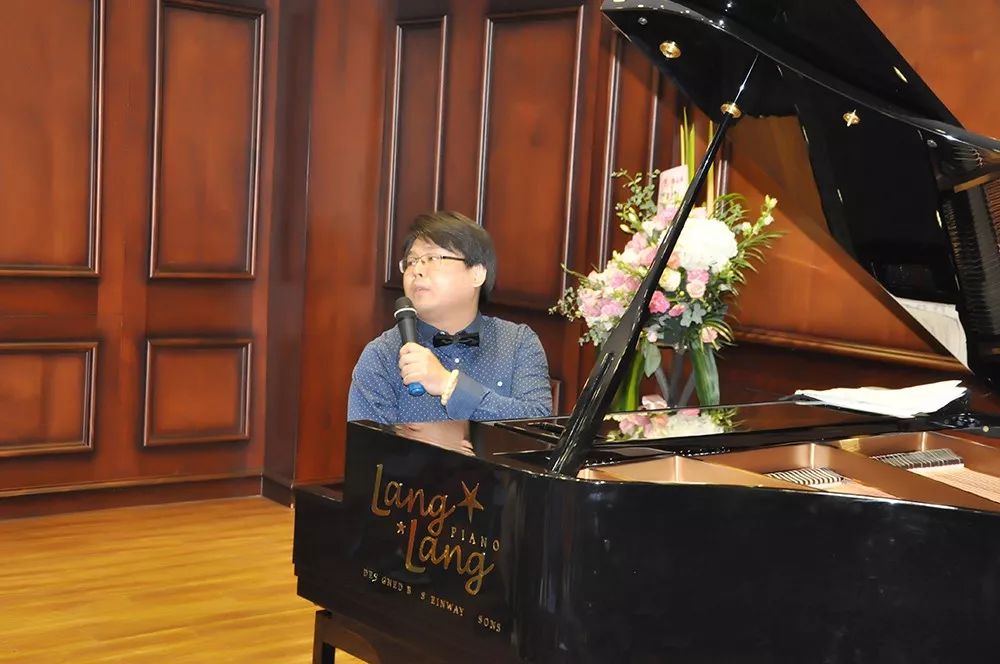 第139期施坦威音乐沙龙钱小虎钢琴独奏音乐会圆满成功