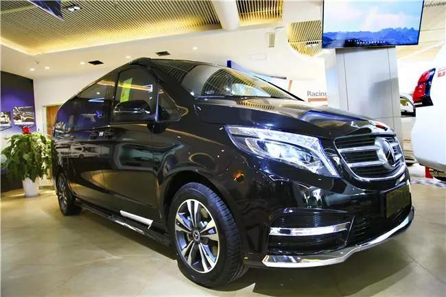 豪华奔驰商务车v250带你遇见温暖和希望