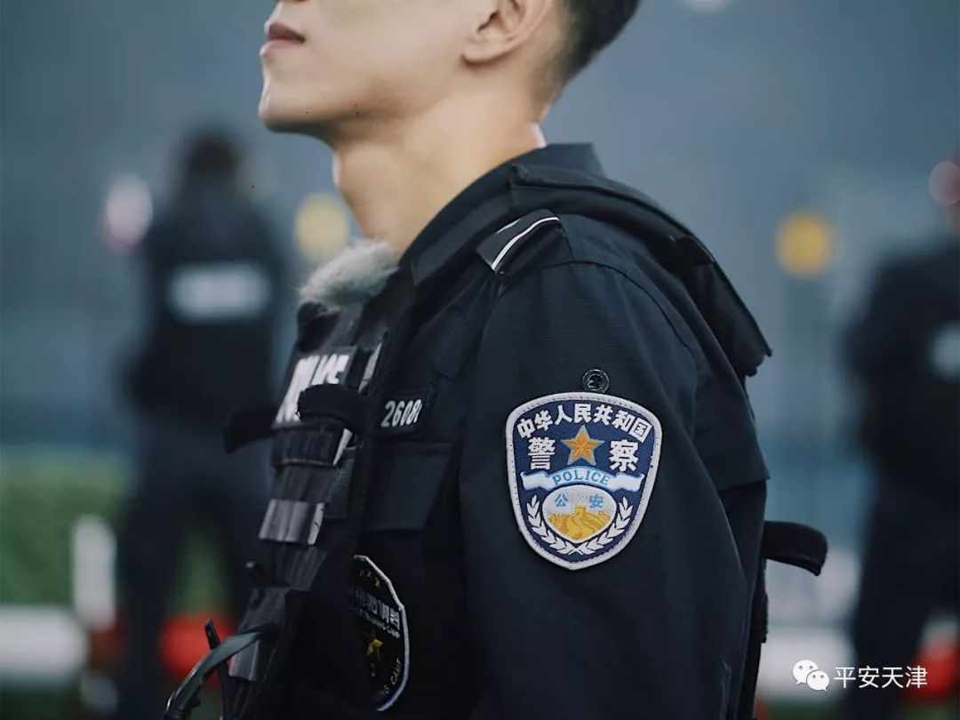 police vlog!从a到z,你所有的样子我都喜欢!