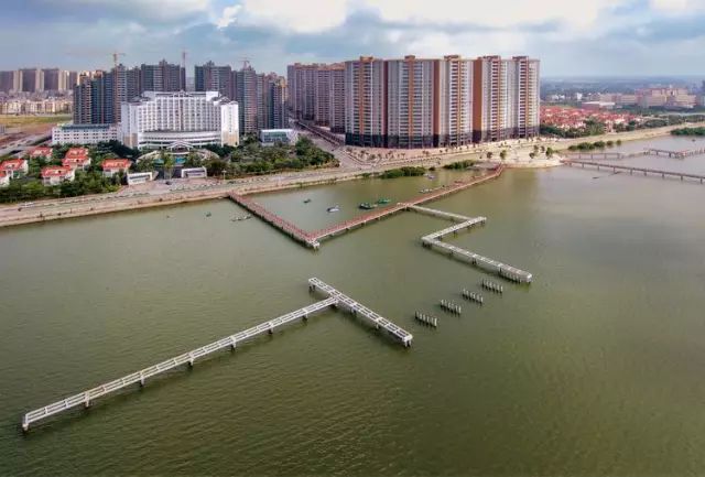 东港码头在建水东湾跨海大桥在建水东湾跨海大桥墩勤海码头澳内海渔港