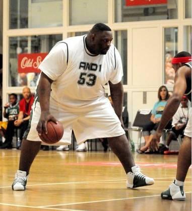 他体重超奥胖达340斤,却藏了欧文风骚的灵魂_特洛伊杰克逊