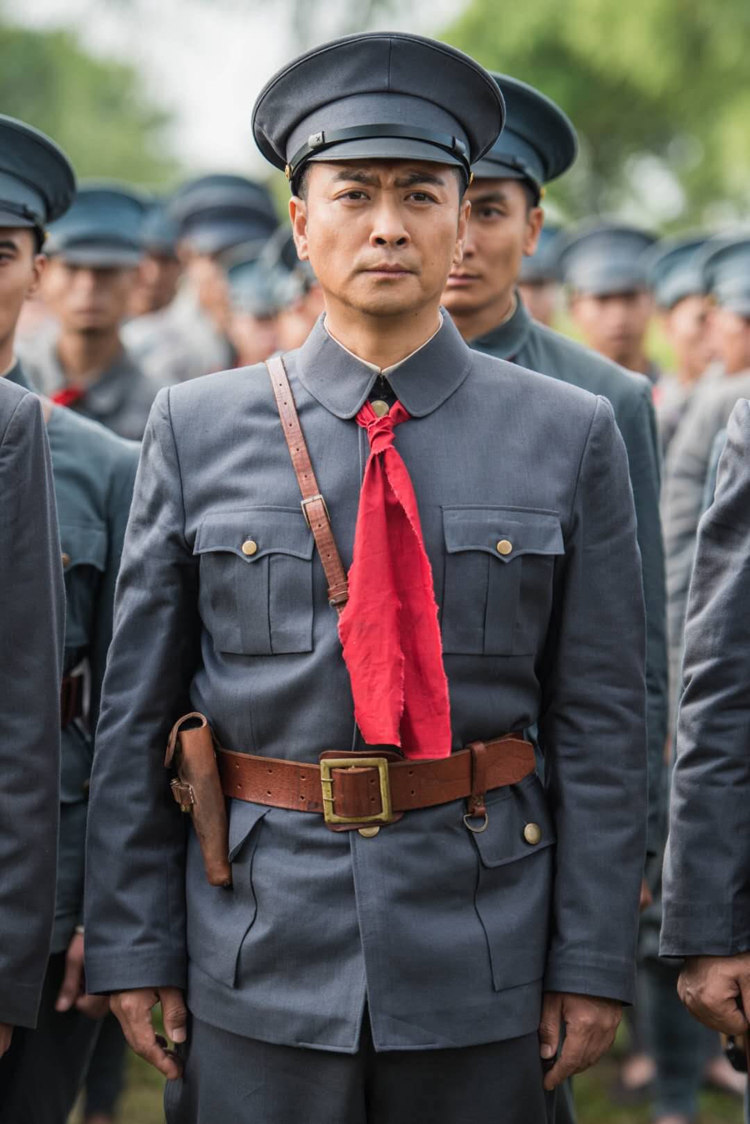 早年在解放军艺术学院上学时我参演的第一部电视剧是《东周列国》,在