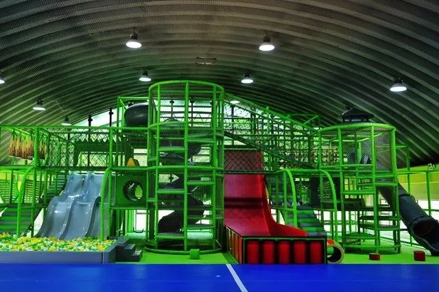 空气工厂蹦床馆仅499元单人蹦床票1张快乐就在蹦跳之间