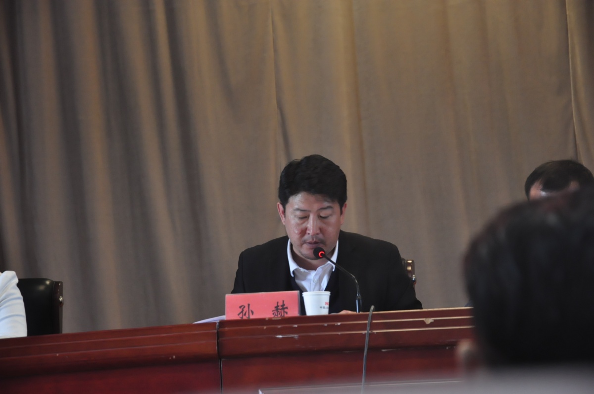 团省委副书记王志亮,团市委书记何会岭,副书记杨树林,阮玉,阜平县委副