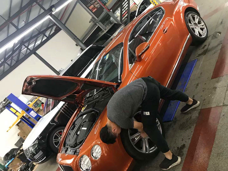 宾利gt在腾峰汽车俱乐部维修保养后车主坦言超值