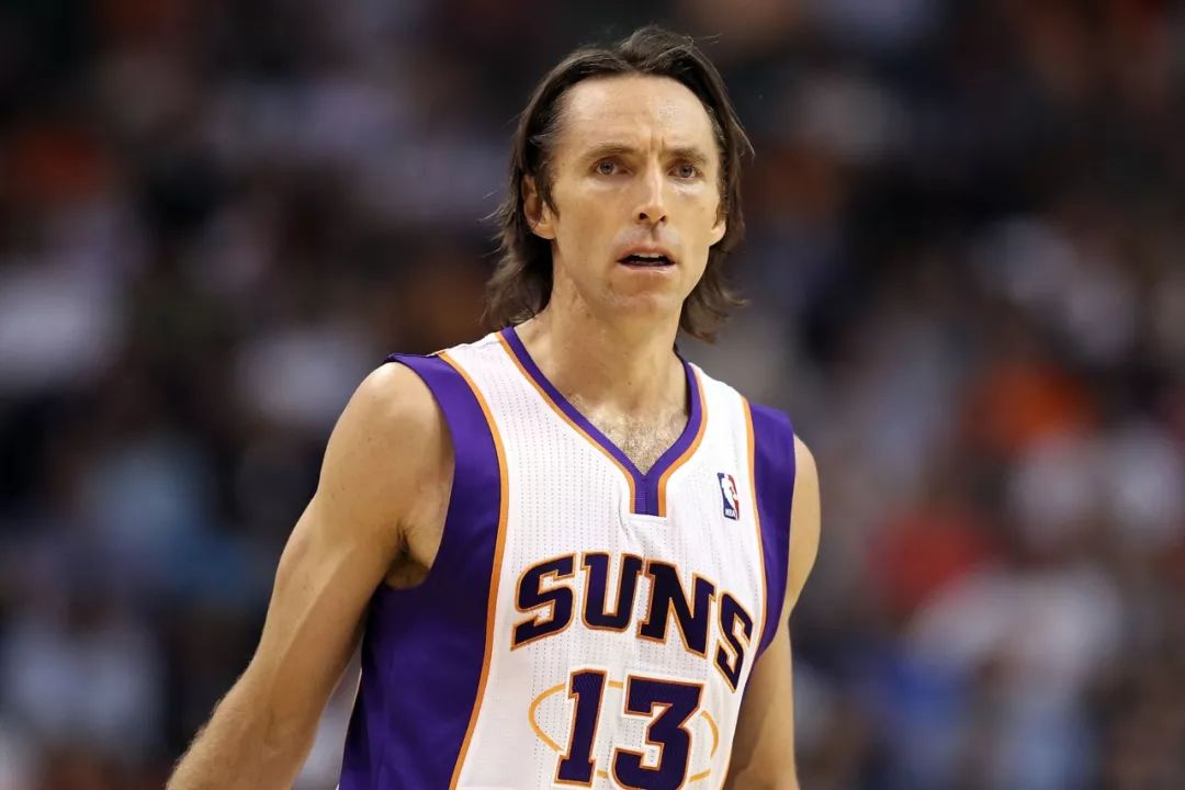 一人执教31年,却从未打进总决赛!_卡尔马龙