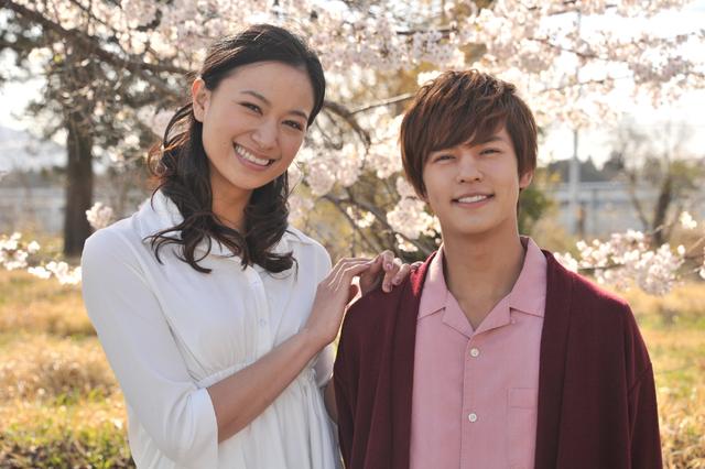 假面骑士时王kiva篇:红爹小渡未回归 kiva腰带变成假面骑士银河