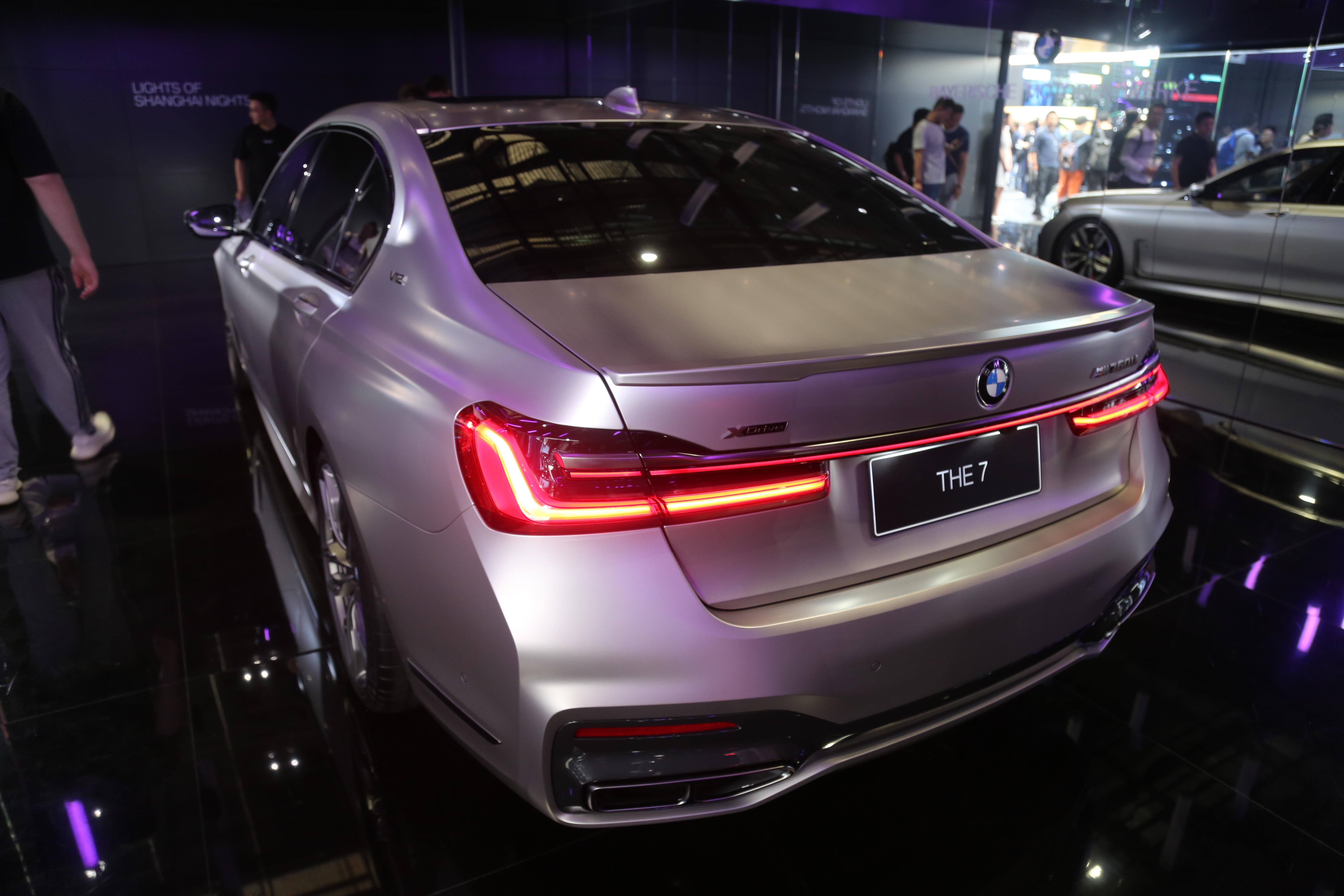 实拍宝马7系中期改款宝马the7或将亮相深港澳车展