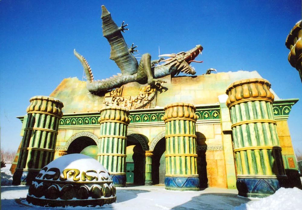 荐在这里你可以体验华夏翱翔,空间迷城,丧尸医院,精灵王国,巨幕影院