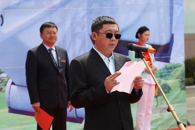 县卫健局局长姜龙云在致辞中指出,多年来,汪清县中医院全院干部职工