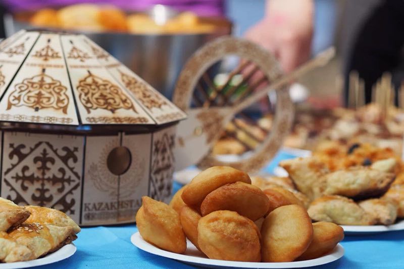 国际文化节就在明天国际美食嘉年华等你来thefoodcarnivaliswaiting