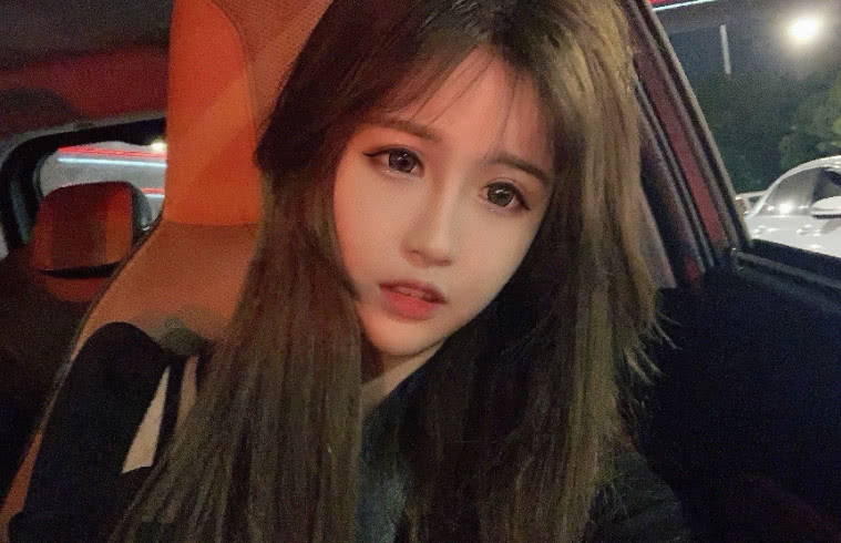 套路璐清空微博改名,并与王乐乐分手,杨清柠果然是