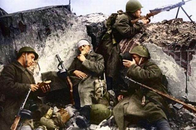二战中的苏联红军彩色老照片,不一样的视觉感受