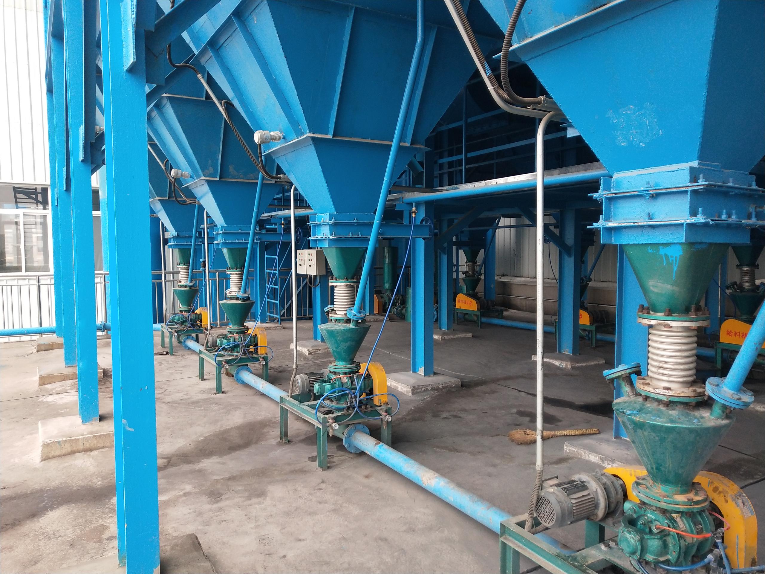 关于气力输送的压送特点是怎样的