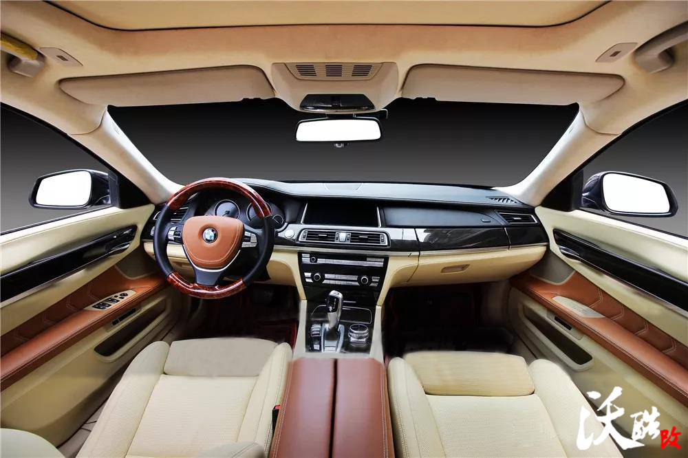 宝马730内饰改装后家庭温馨感爆棚,是爱,是责任