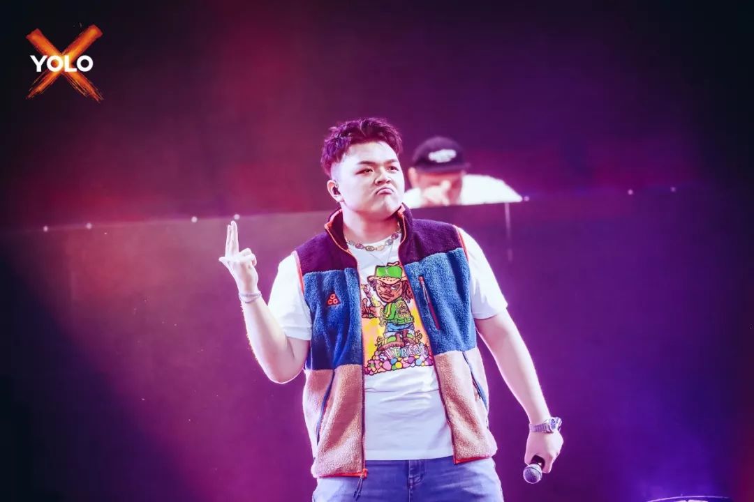 回顾丨2019江小白yolo青年文化节第二站武汉漫步花海