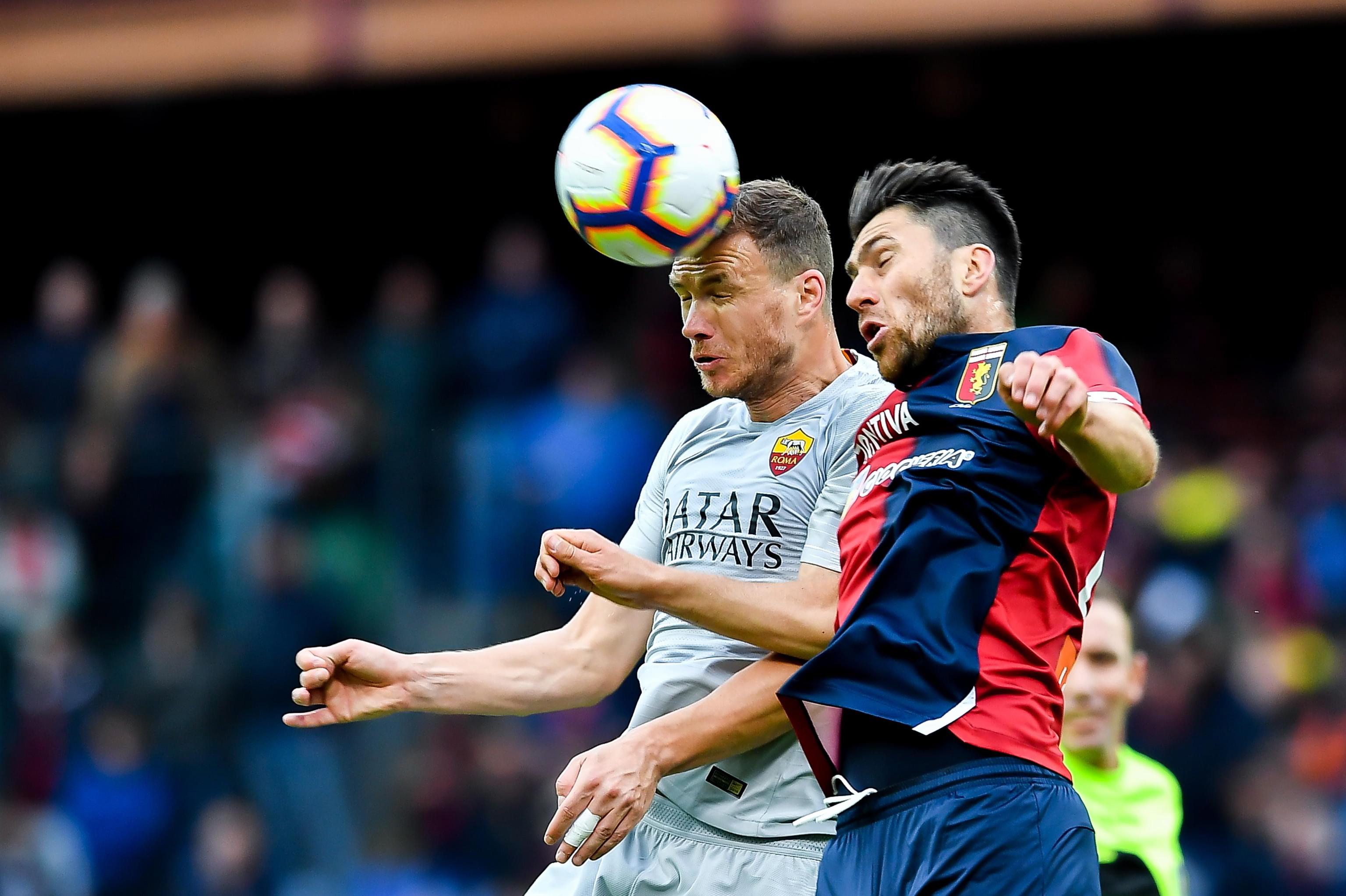 足球——意甲联赛:热那亚战平罗马_热那亚队