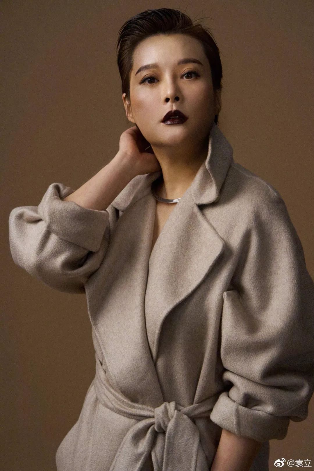 原创27岁爆红的杜小月,45岁做自己为弱势群体发声,网友:最美女演员