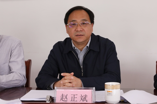 邹区镇,区有关部门,安基村负责人参加会议.