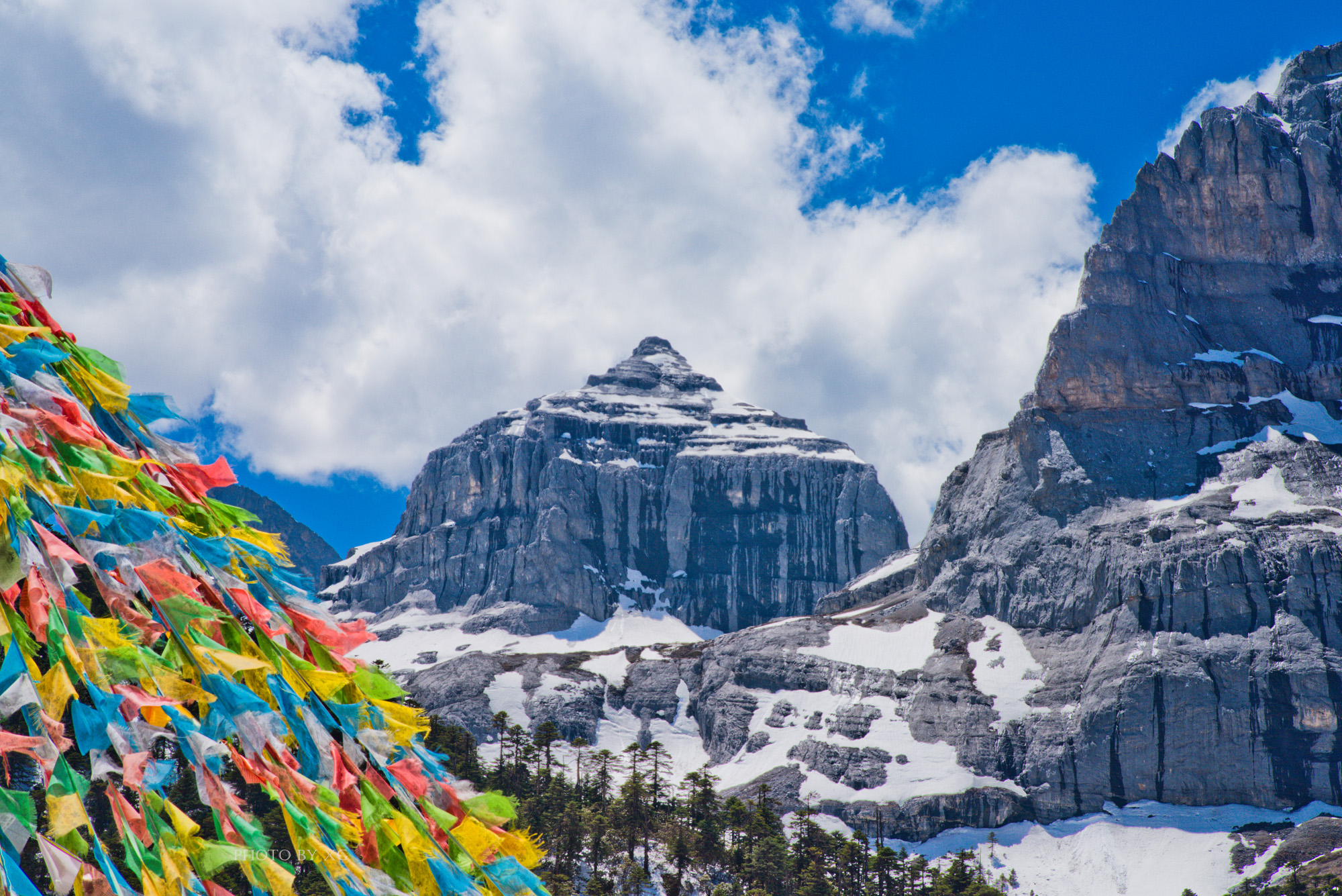 原创云南最后一处的隐世天堂一山分四季它才是香格里拉的必游之地
