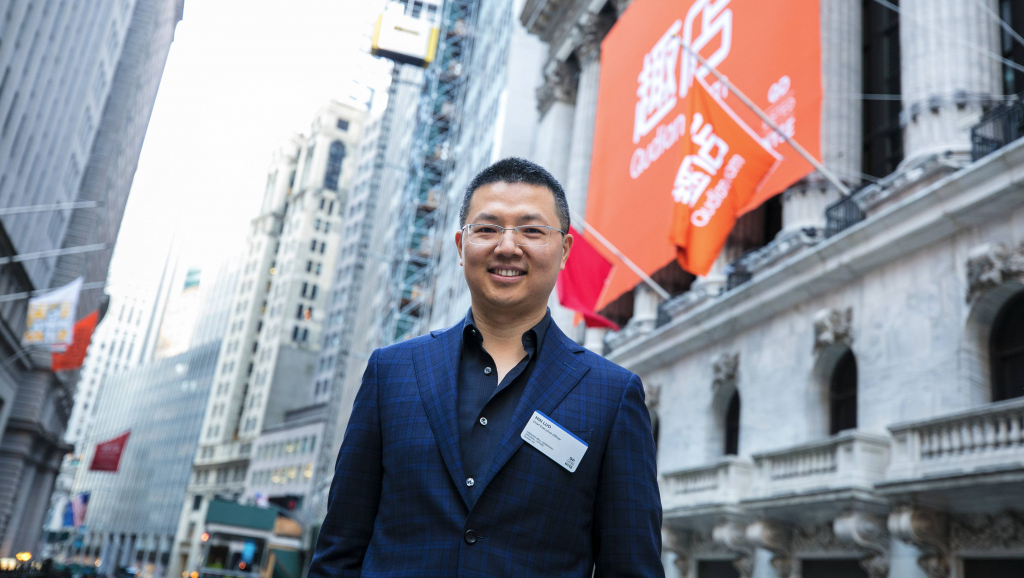 最大的流量靠山蚂蚁金服退出,最亲密的战友周亚辉筹码全抛,趣店似乎成