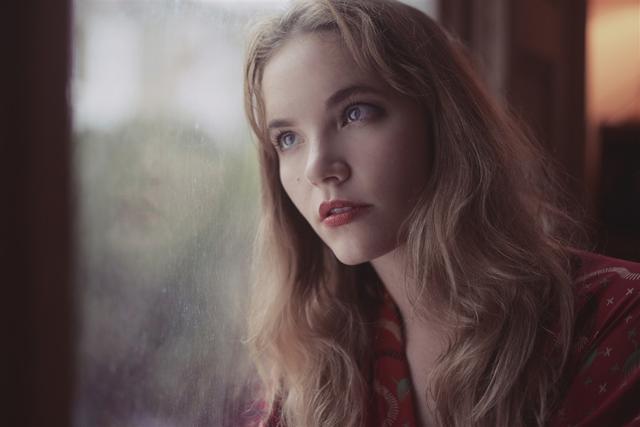 and prejudice》和《jane eyre》等知名著作改编电影的塔姆金·莫钦