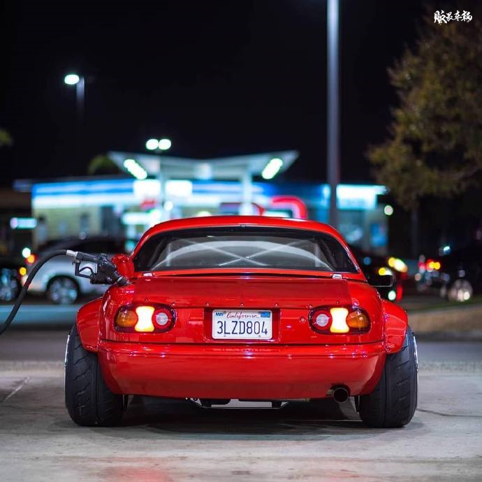 马自达mx-5 na,大眼撩人!