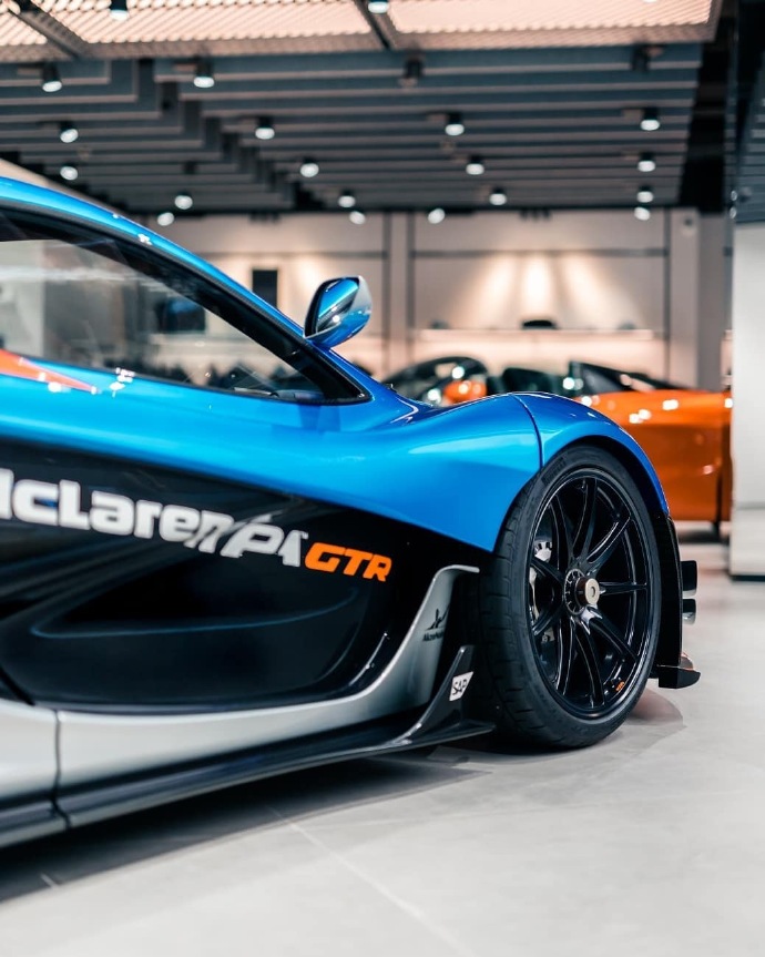 迈凯伦mclaren p1 gtr