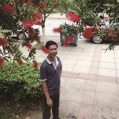 吴才龙在技术上他是解决难题的专家,在技能上他更是广西区内顶尖的