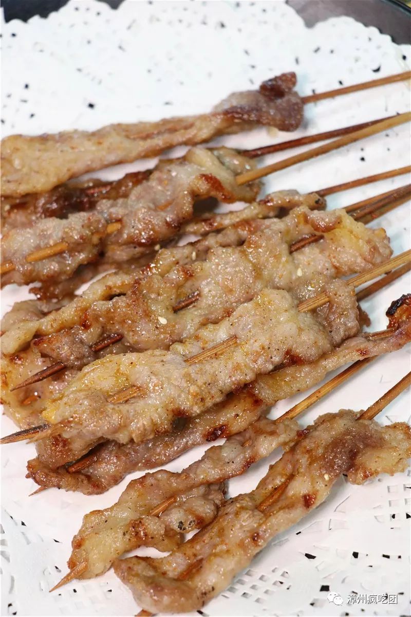 是的,雪花牛肉串就这么登场啦!小编超爱这款!