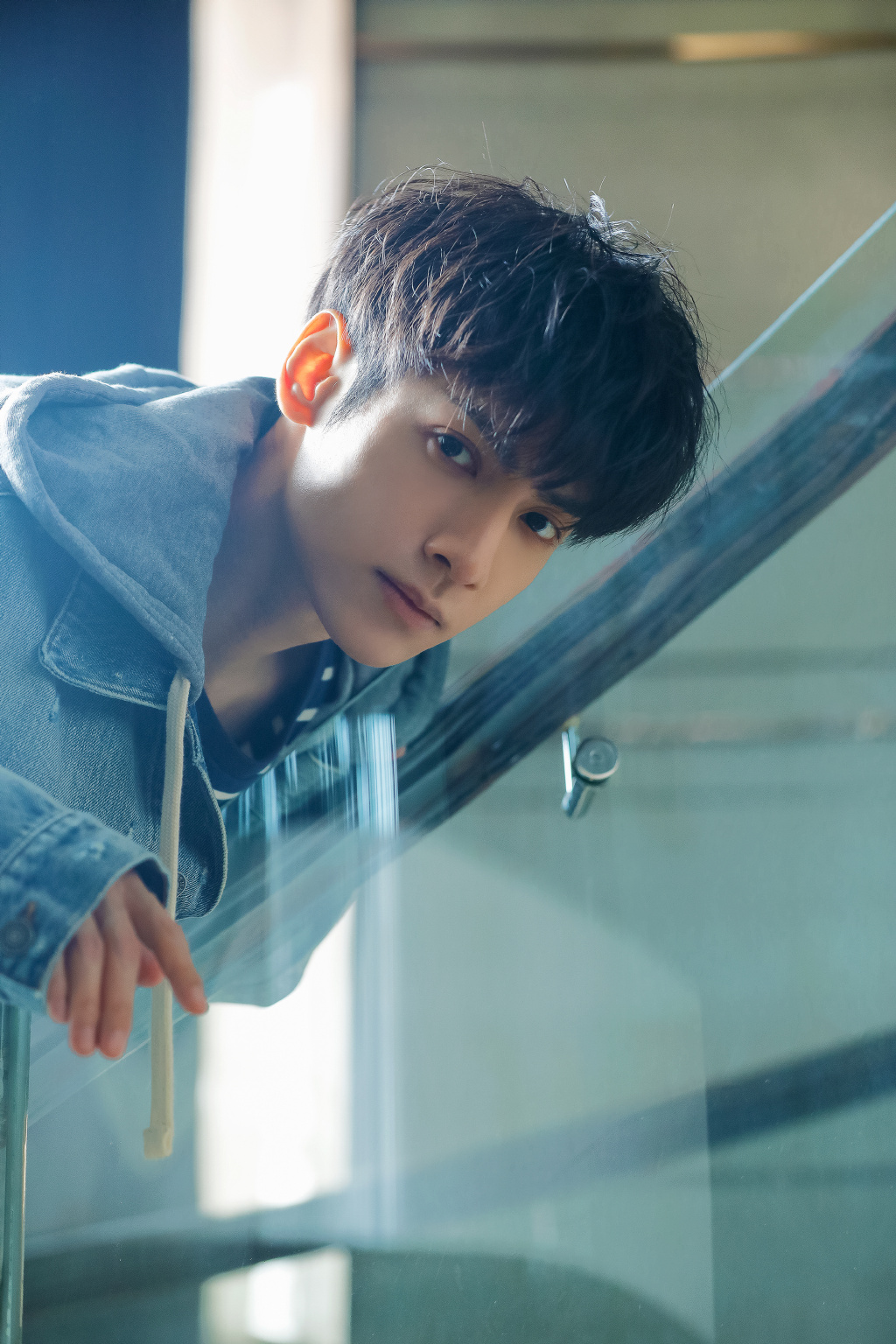 优雅与绅士感并存——演员罗云熙