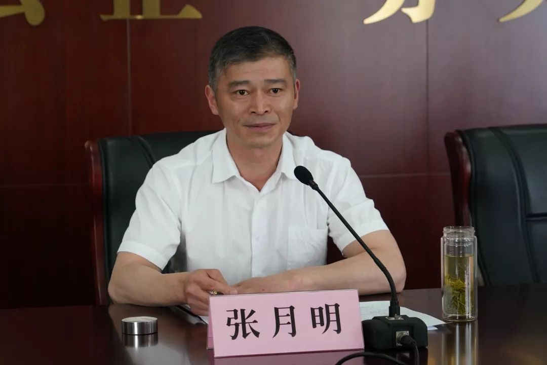 5月5日,市副市长张月明赴古里镇督导扫黑除恶专项斗争工作开展情况.