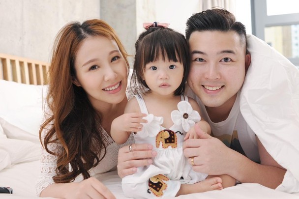 郭颖儿生两个女儿,压力大心情抑郁