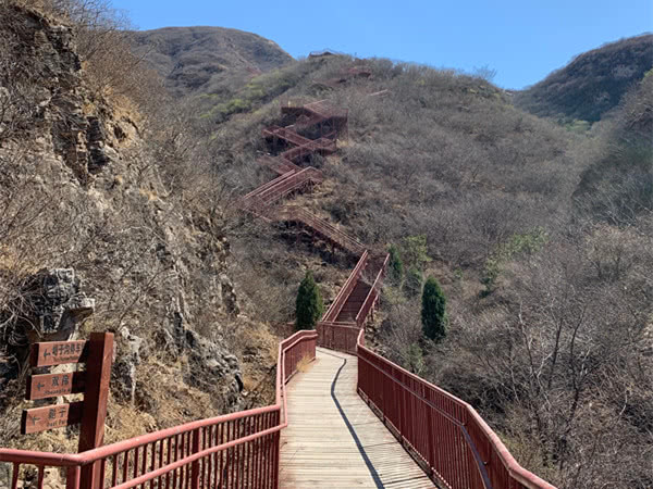 北京这几条免费步道,人少景美,周末就带家人去吧!_登山