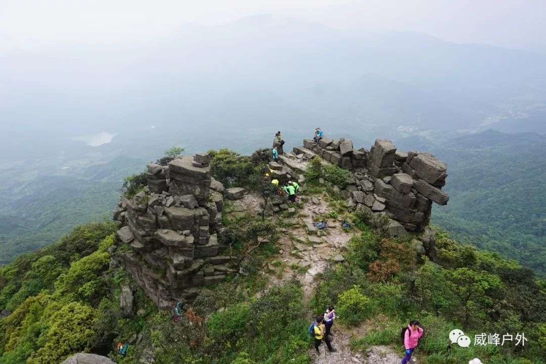 韶关小张家界茶岩顶