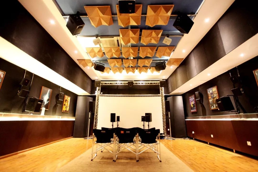 全声拥抱jbl7系列监听音箱试听室来了