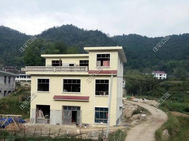 农村建房落水管到底要怎么放湖南康先生有诀窍