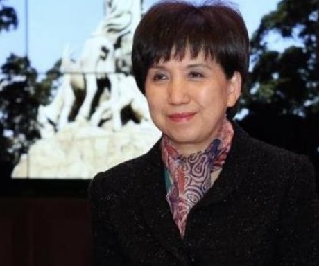 郭台铭接班人本周五出炉,黄秋莲成候选大热?她是鸿海"钱妈妈"