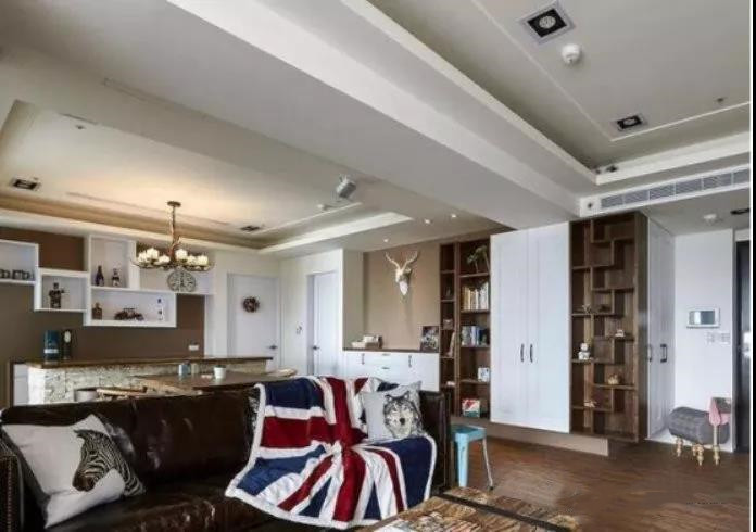 客厅横梁怎么装修改造?巧用吊顶实用又好看!
