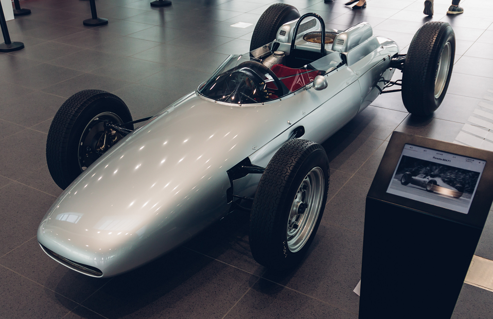 保时捷唯一一款赛车拿过f1冠军因安全问题仅服役一个夏天