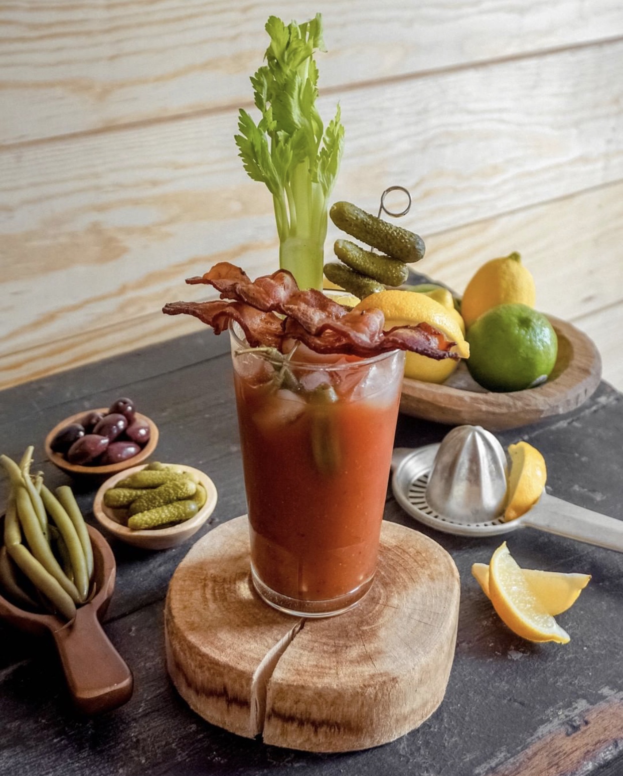 雷神会饿吗?不,我只想来杯血腥玛丽