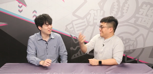 原创爱酱电竞时分:严君泽开车口嗨锅老师,叉烧进军lpl!