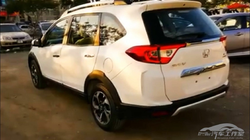 本田BR-V 小型7座SUV 特别适合中国 车长4.7 轴距