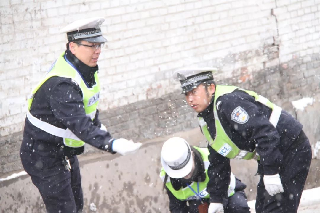 致敬最美劳动者⑦丨不仅有气质还要拼实力这些优秀人民警察热血来袭