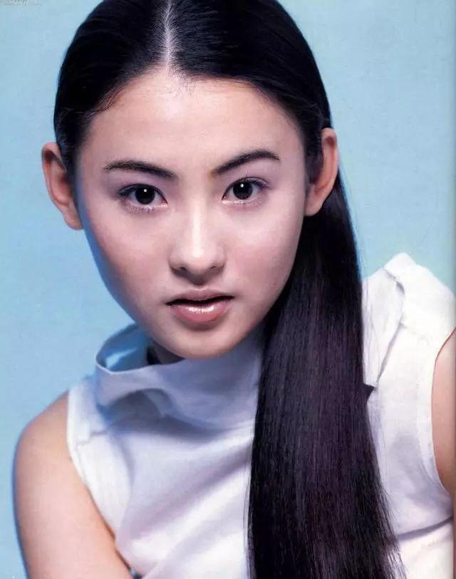 网红与明星的区别张柏芝的一个盒型鼻头就整也整不出来