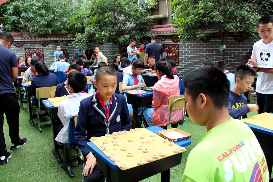 总决赛举行——情系棋间,棋乐无穷;启智园内,纹枰论道