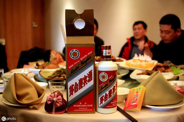 百元左右适合用作婚宴的白酒有那些不可错过宴席白酒推荐