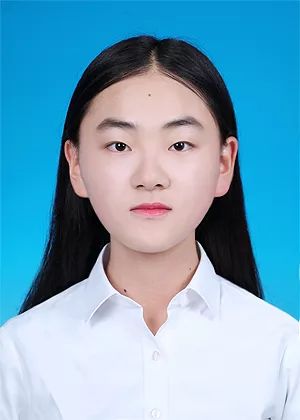 我是来自信息与安全工程学院,安全1801班的郑文洁.