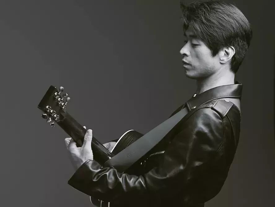 遂昌籍歌手钟立风登上央视传唱经典假如生活欺骗了你