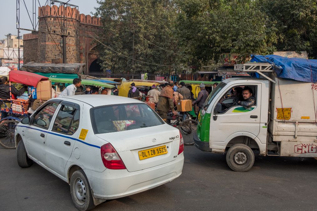 实拍印度马路上的汽车没有多少豪车最多的竟是国内的小众品牌